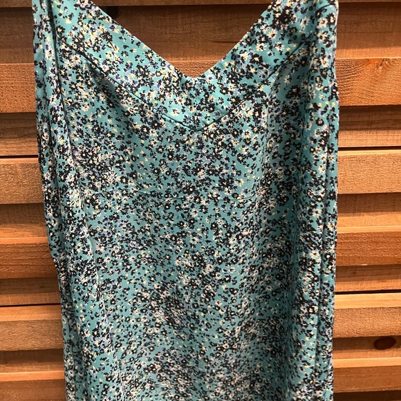 Torrid floral cami camisole NWT size 4 - Picture 3 of 3